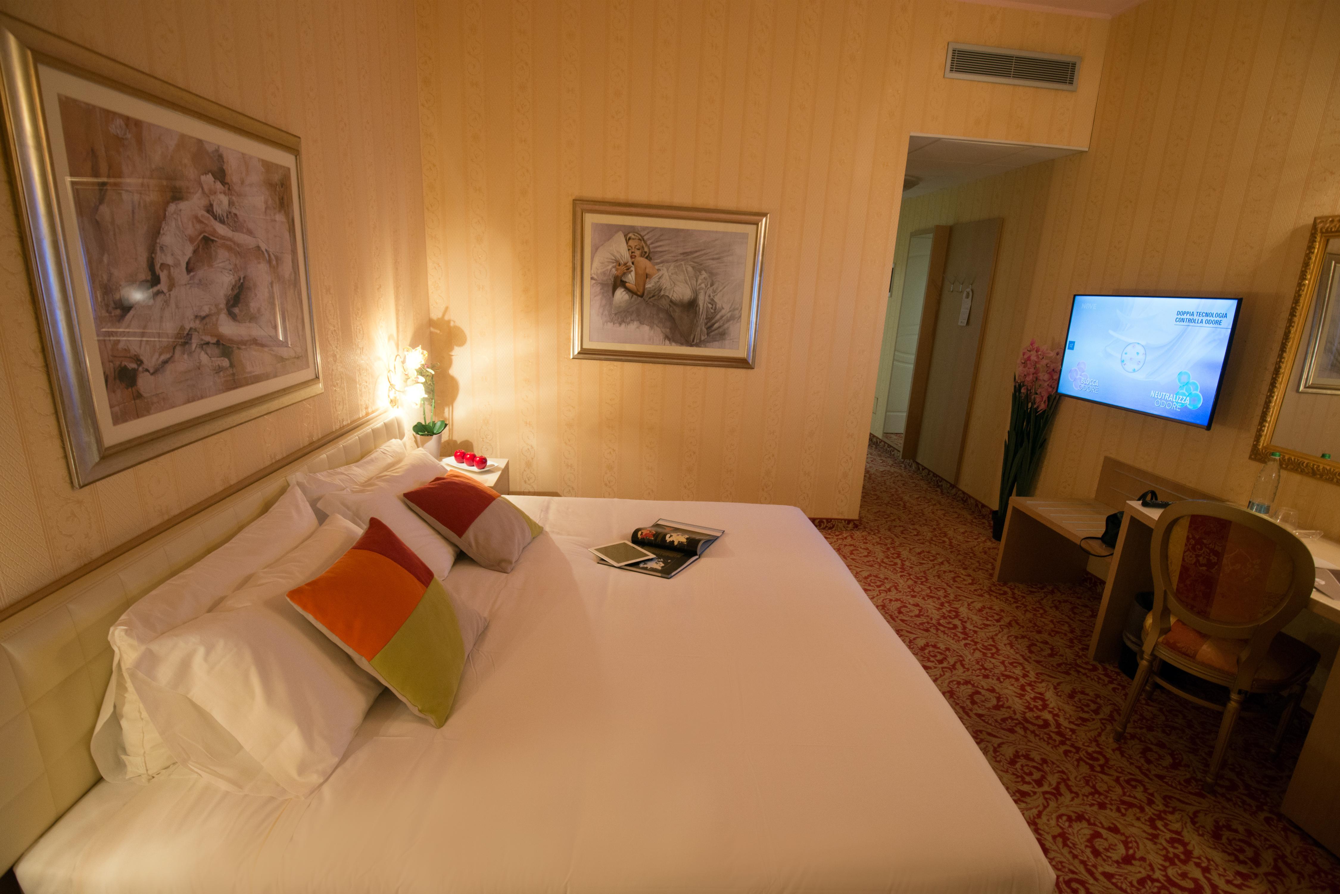 As Hotel Sempione Fiera San Vittore Olona Kültér fotó