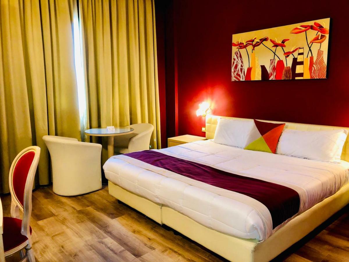 As Hotel Sempione Fiera San Vittore Olona Kültér fotó